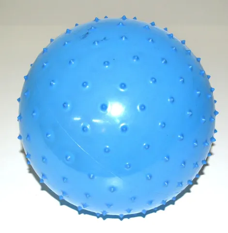 Pelota masajes con pinches 18 cm inflables